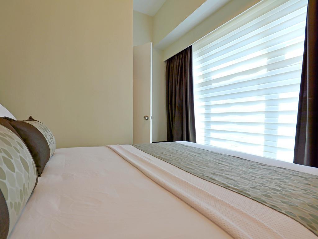 Currency Serviced Suites Manila Bagian luar foto