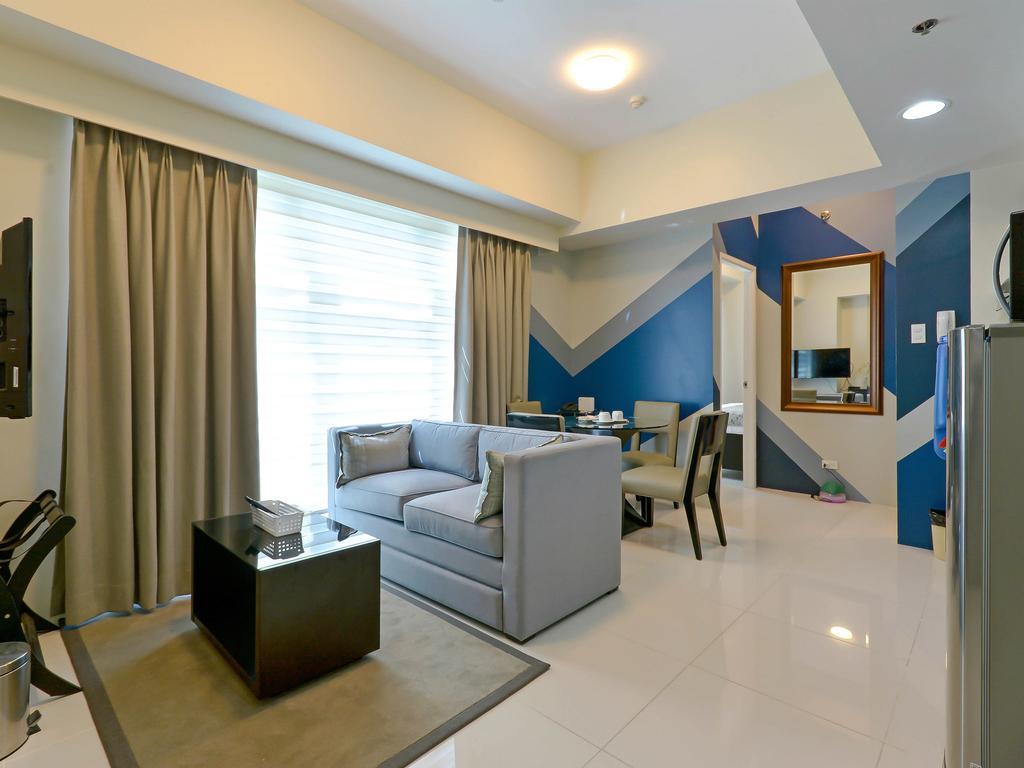 Currency Serviced Suites Manila Bagian luar foto