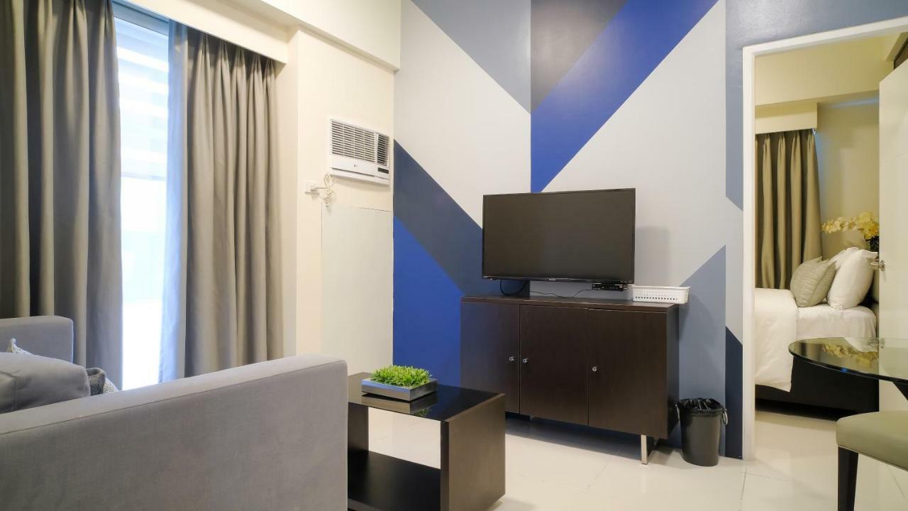 Currency Serviced Suites Manila Bagian luar foto