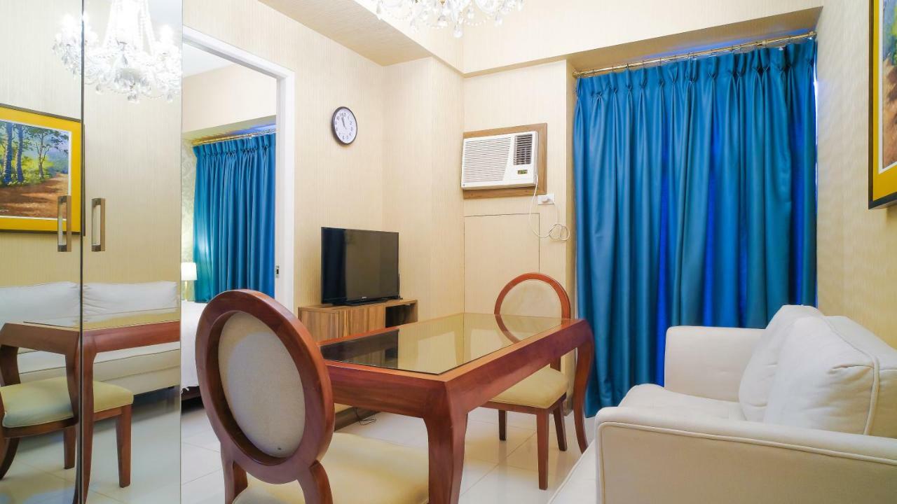 Currency Serviced Suites Manila Bagian luar foto